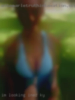I'm Inez, KY looking to meet a fwb nearby.