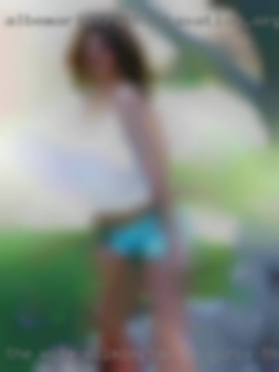 The wife is a short Wilmington, NC girls that blonde with glasses.